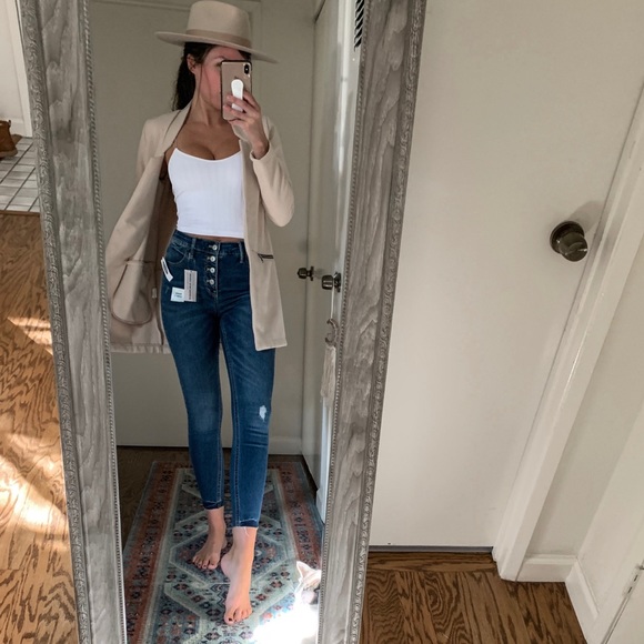 Old Navy Denim - High waist jeans. Button fly.